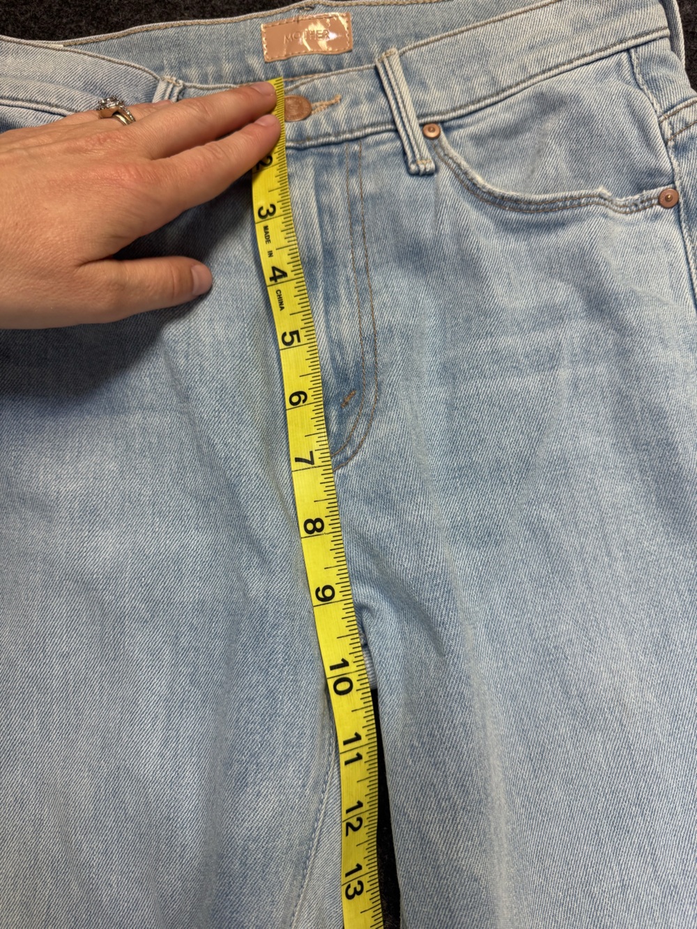 Mother The Weekender Fray Jeans- Mentally Elsewhere Sz 24 - Picture 9 of 11